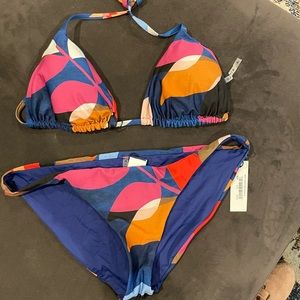 Vitamin A eco reversible bikini. Formentera print and dark blue. size 8/M